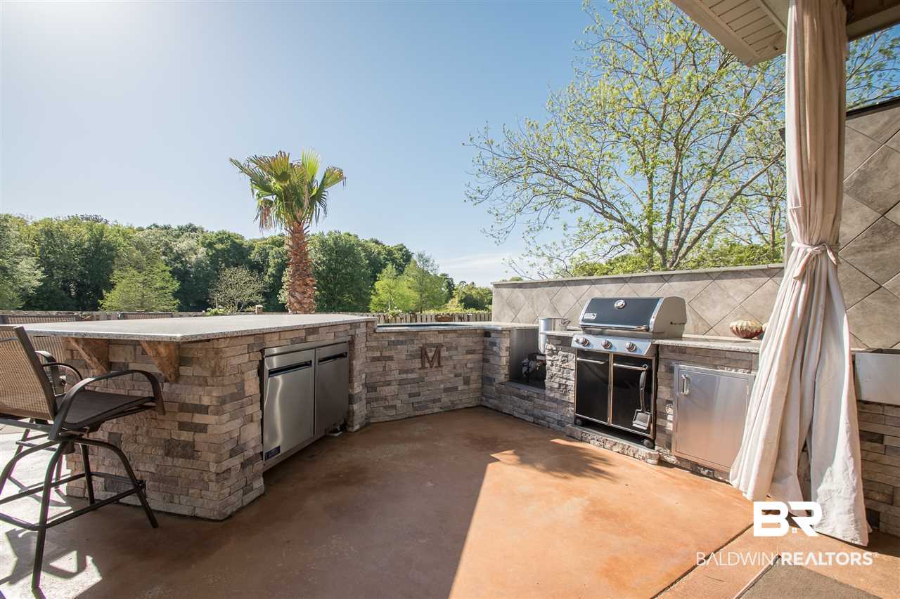 419 Surtees Street Fairhope, AL 36532 - Photo 41 of 49 Gas and Charcoal Grills
