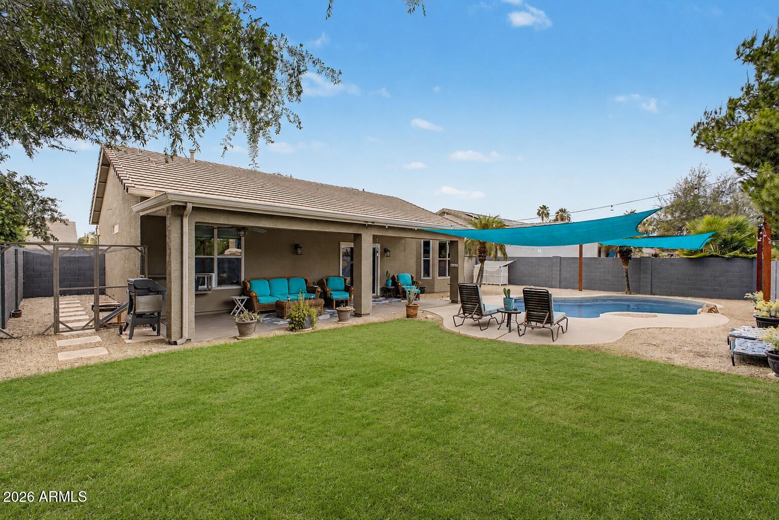 106 East Smoke Tree Road Gilbert, AZ 85296 - Photo 25 of 27 30 - Smoke Tree