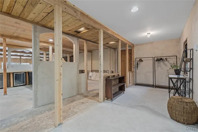 $300,000 | 354 Long Branch Road, Geddes, NY 13209