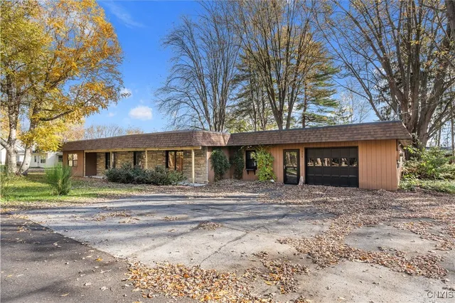 $300,000 | 354 Long Branch Road, Geddes, NY 13209