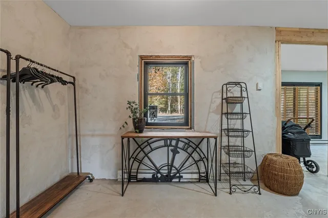 $300,000 | 354 Long Branch Road, Geddes, NY 13209