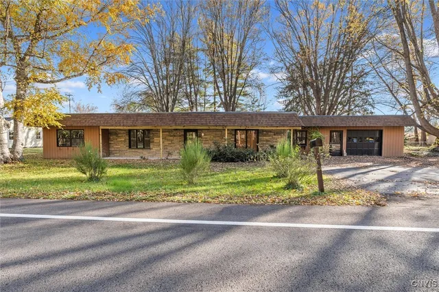 $300,000 | 354 Long Branch Road, Geddes, NY 13209