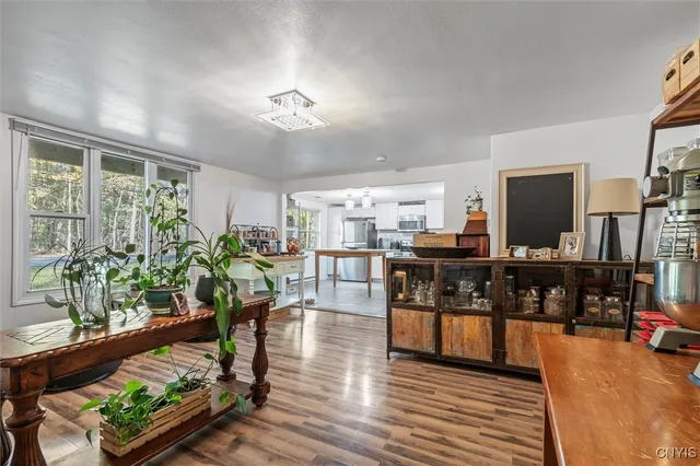 $300,000 | 354 Long Branch Road, Geddes, NY 13209