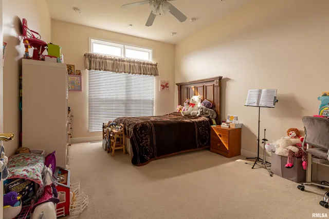 $480,000 | 1410 Bradford Lane, Carbondale, IL 62902