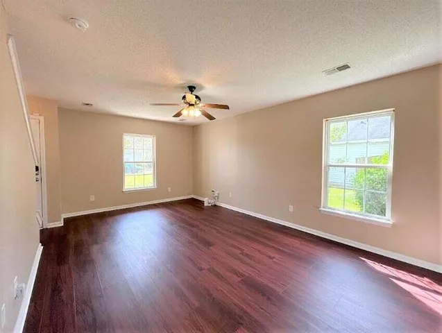 $2,100 | 109 Kensel Court, Goose Creek, SC 29445