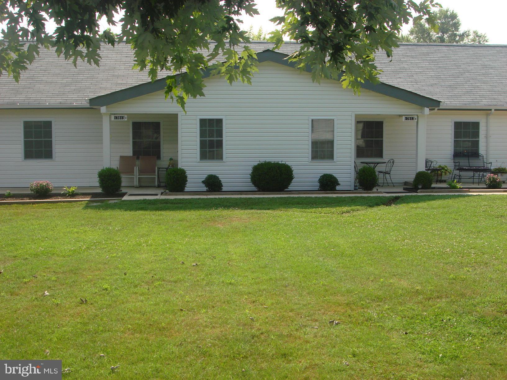 17813 A Willow Road Dumfries, VA 22026 - Photo 2 of 7 Large private front yard with private porch area