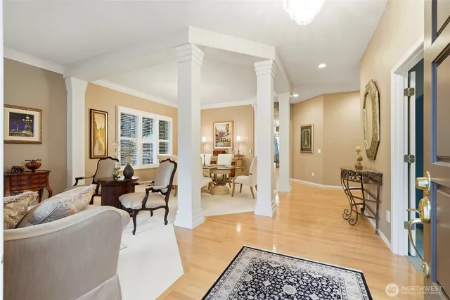 $1,800,000 | 5633 194th Lane Southeast, Issaquah, WA 98027