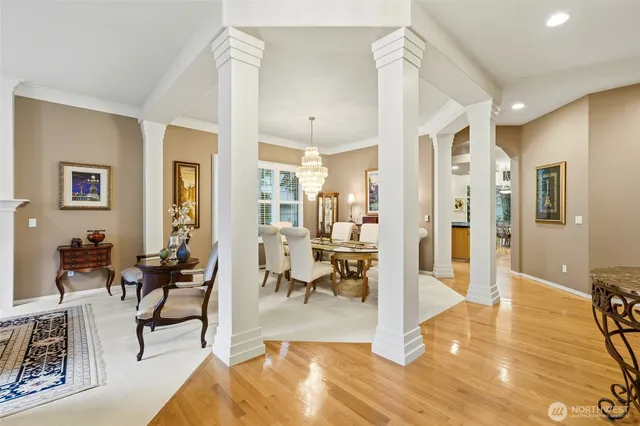 $1,800,000 | 5633 194th Lane Southeast, Issaquah, WA 98027