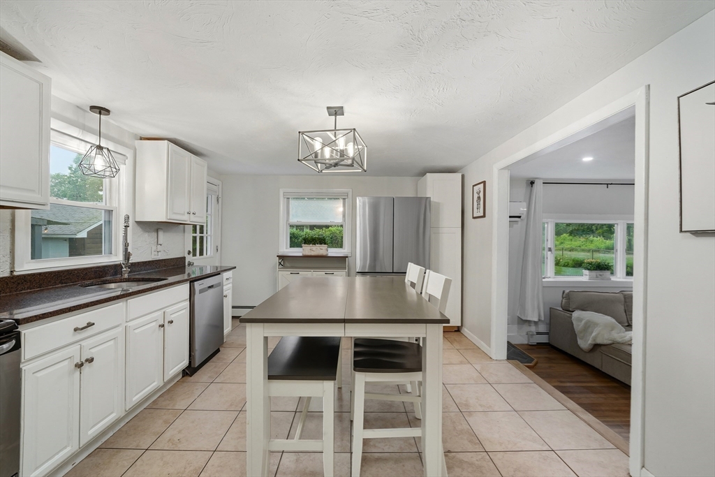 44 Depot Road Oxford, MA 01540 - Photo 15 of 42