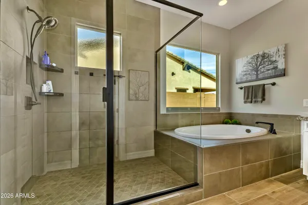 $1,050,000 | 1966 East Indian Wells Drive, Gilbert, AZ 85298