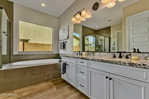 $1,050,000 | 1966 East Indian Wells Drive, Gilbert, AZ 85298