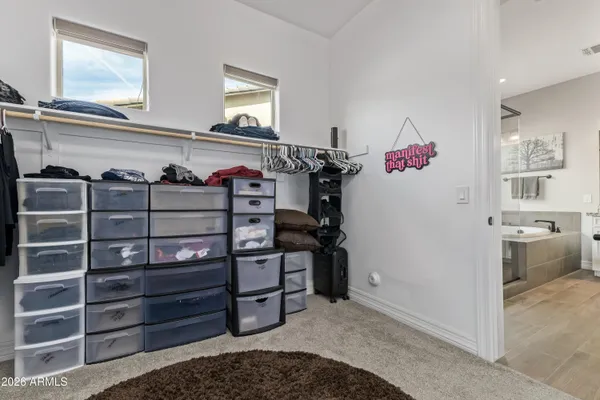 $1,050,000 | 1966 East Indian Wells Drive, Gilbert, AZ 85298