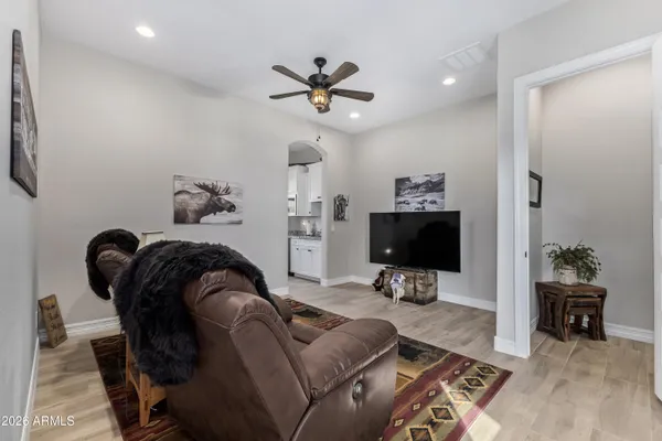 $1,050,000 | 1966 East Indian Wells Drive, Gilbert, AZ 85298