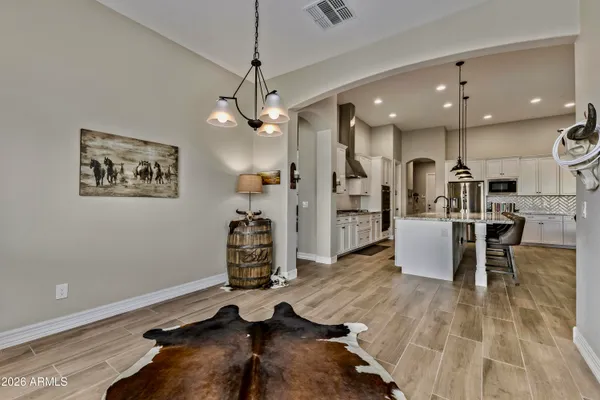 $1,050,000 | 1966 East Indian Wells Drive, Gilbert, AZ 85298