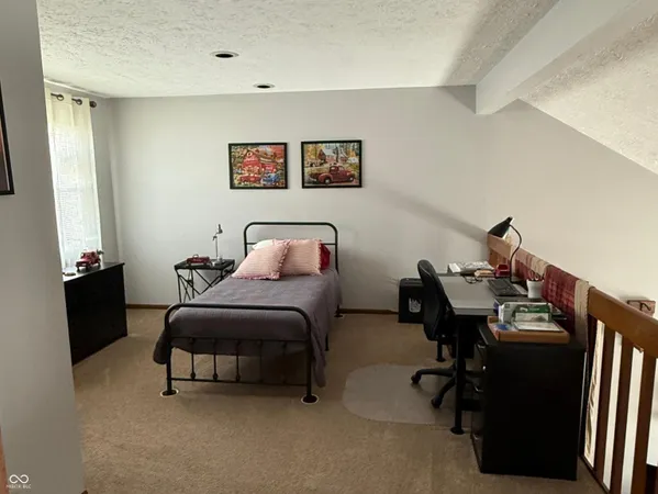 $193,000 | 1204 Paradise Way, Unit B, Greenwood, IN 46143