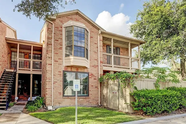 $1,250 | 2255 Braeswood Park Drive, Unit 164, Houston, TX 77030