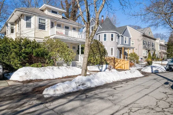 $649,500 | 41 Aberdeen Street, Unit 1, Newton, MA 02461