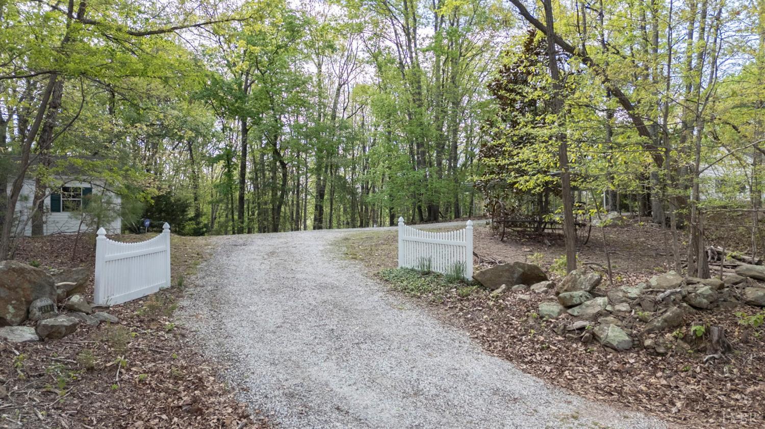 298 Braxton Ridge Road Amherst, VA 24521 - Photo 53 of 65 a view of a yard