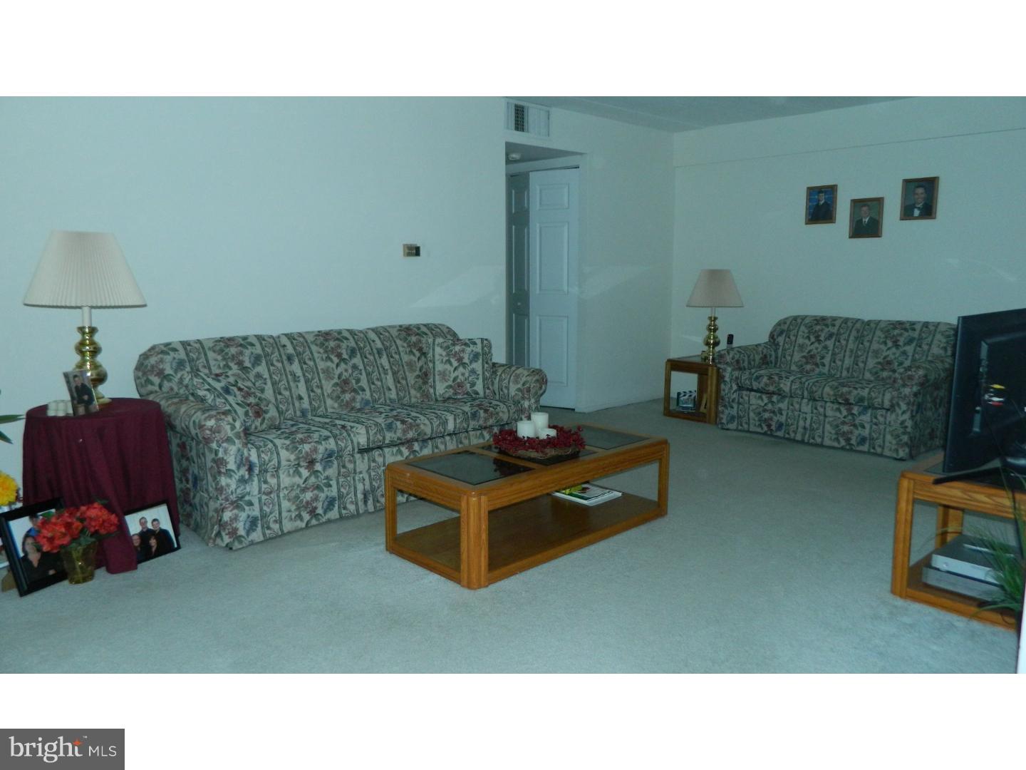 280 Bridgewater Road, Unit H8 Brookhaven, PA 19015 - Photo 6 of 15 Gallery Image 6