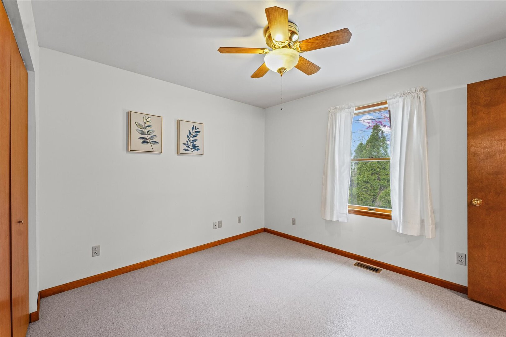 1706 Chevy Chase Drive Champaign, IL 61821 - Photo 15 of 29 a view of an empty room with a window