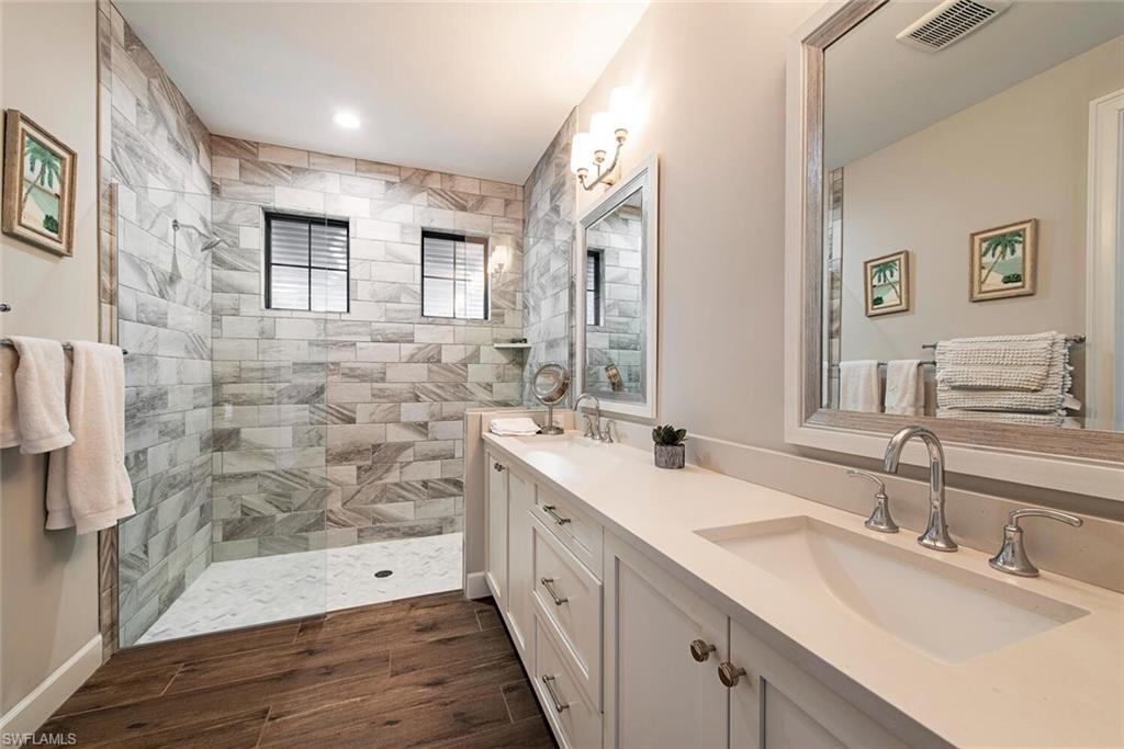 1655 Mandarin Road Naples, FL 34102 - Photo 9 of 30