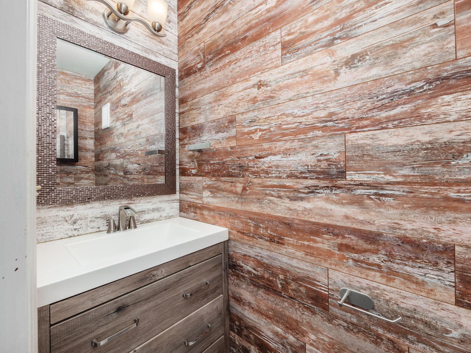 13400 Trenton Road Galena, OH 43021 - Photo 21 of 44 Entry Level Half Bathroom