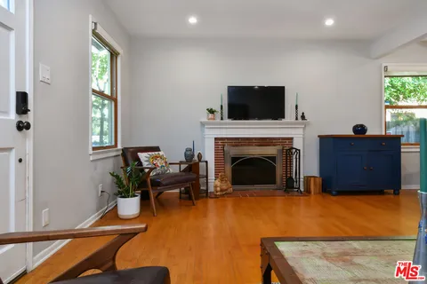 $1,399,000 | 15114 Hesby Street, Sherman Oaks, CA 91403