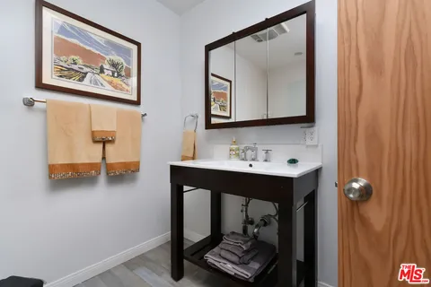 $1,399,000 | 15114 Hesby Street, Sherman Oaks, CA 91403