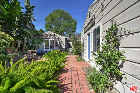 $1,399,000 | 15114 Hesby Street, Sherman Oaks, CA 91403