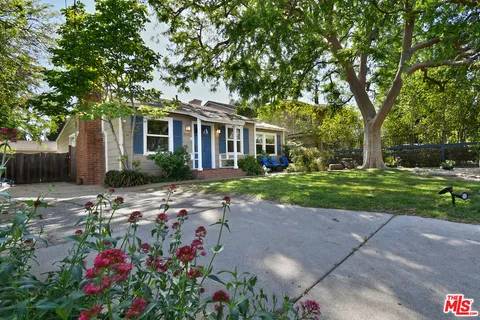 $1,399,000 | 15114 Hesby Street, Sherman Oaks, CA 91403