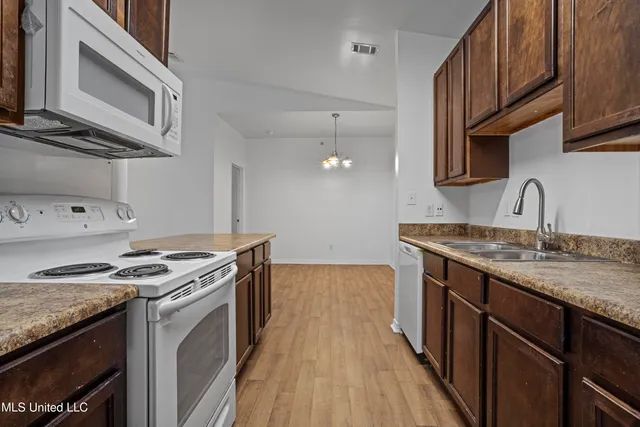 $249,000 | 310 Holcomb Boulevard, Unit 230, Ocean Springs, MS 39564