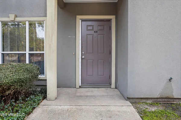 $249,000 | 310 Holcomb Boulevard, Unit 230, Ocean Springs, MS 39564