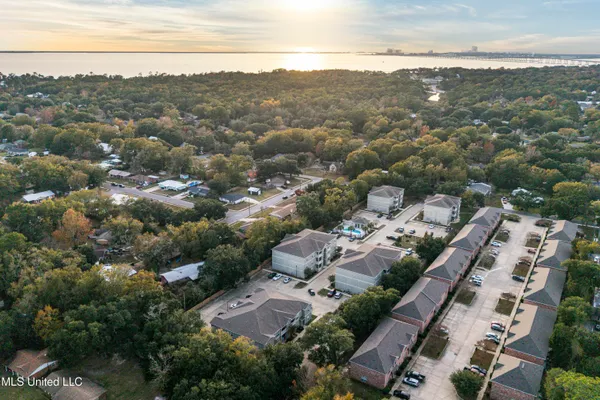 $249,000 | 310 Holcomb Boulevard, Unit 230, Ocean Springs, MS 39564