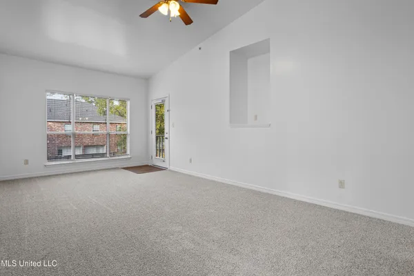 $249,000 | 310 Holcomb Boulevard, Unit 230, Ocean Springs, MS 39564