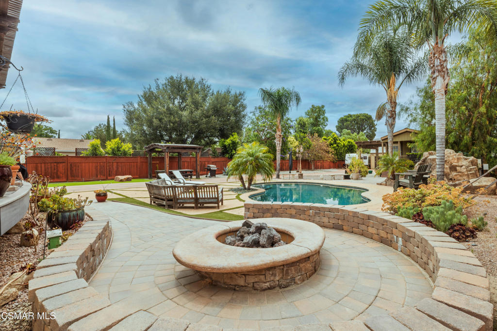 5060 Alta Street Simi Valley, CA 93063 - Photo 14 of 24