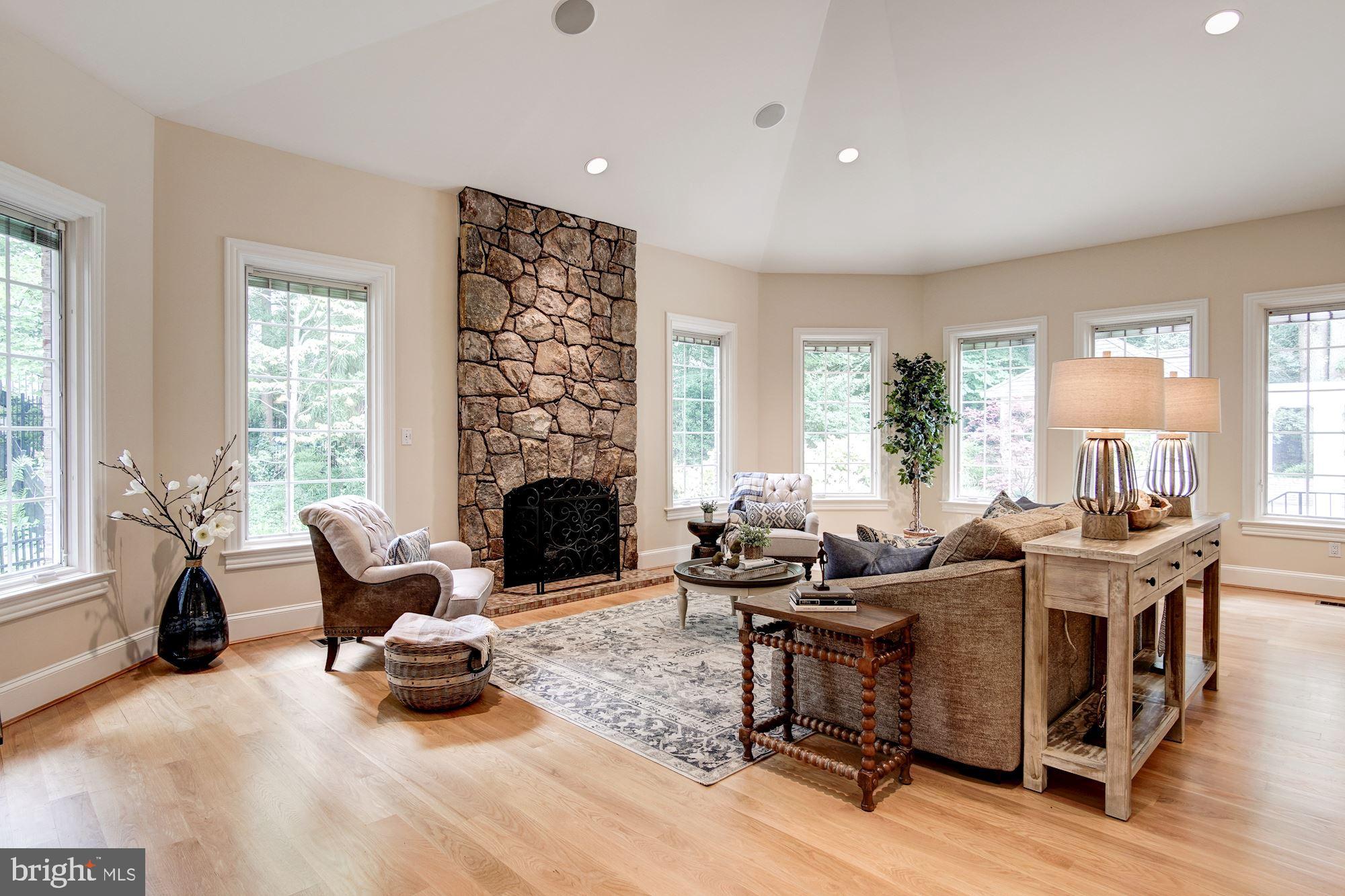 7112 Armat Drive Bethesda, MD 20817 - Photo 26 of 47 Space for informal gatherings w/ friends or family