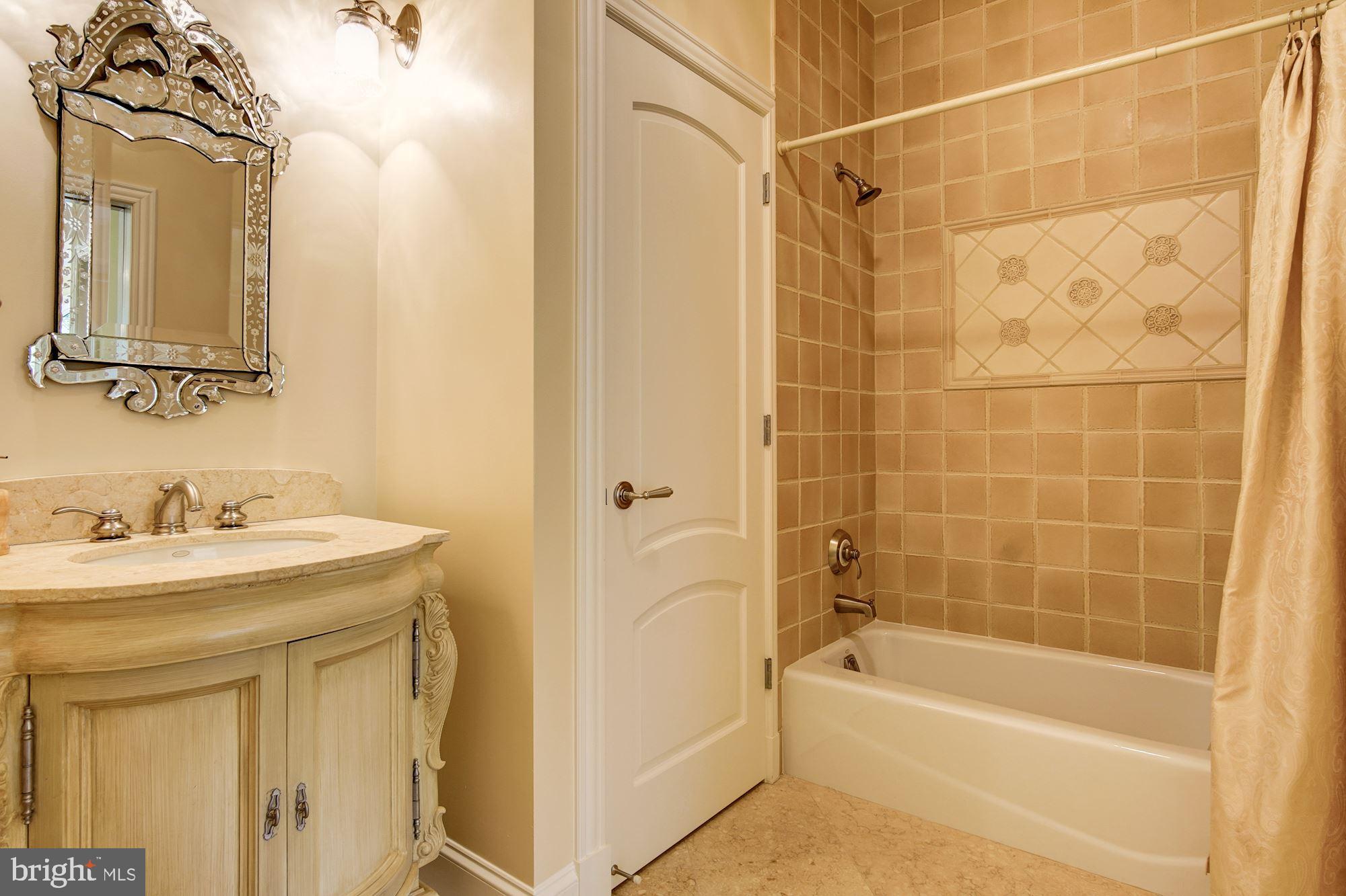 7112 Armat Drive Bethesda, MD 20817 - Photo 33 of 47 En-Suite Bathroom