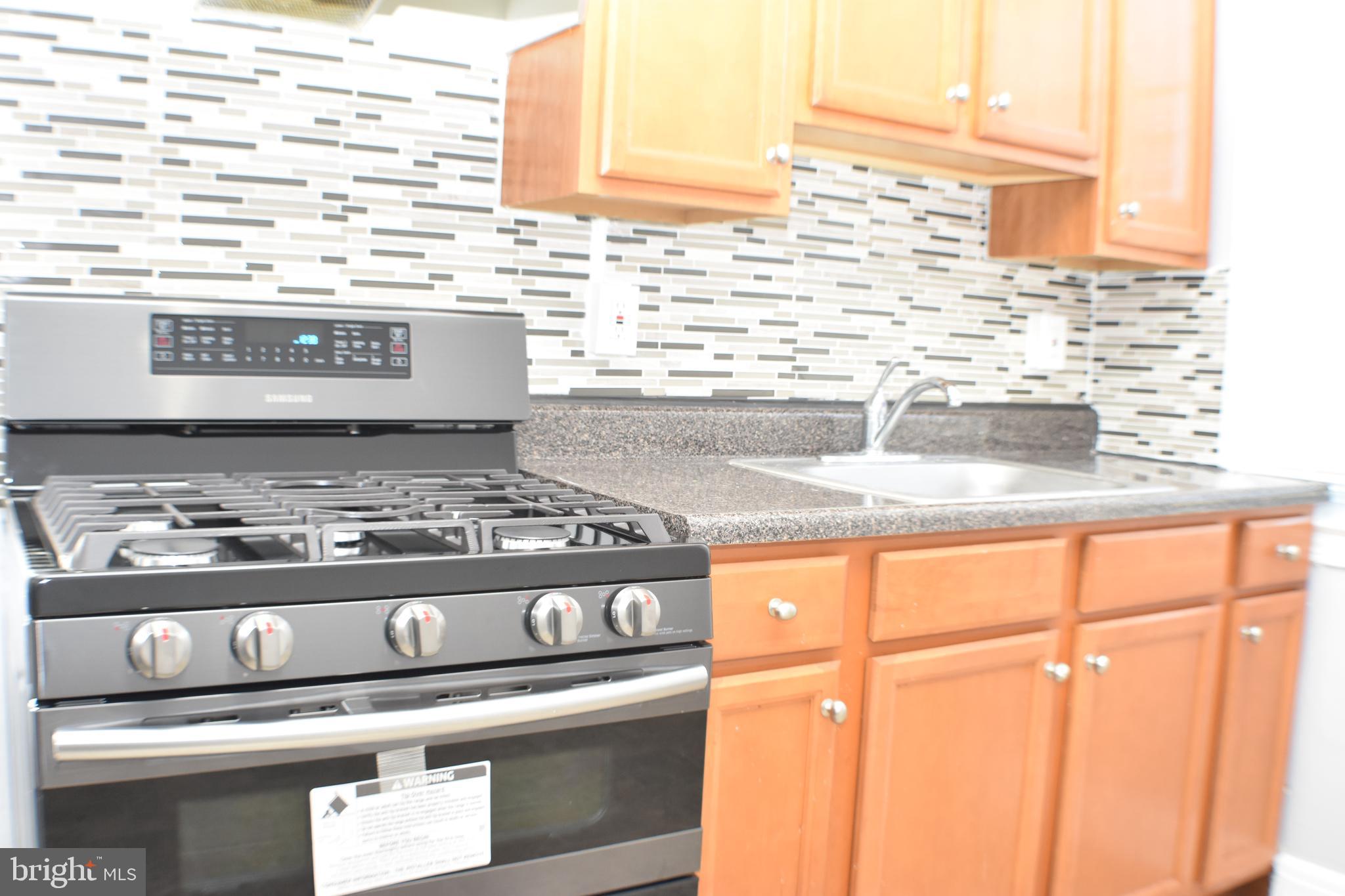 6120 MacBeth Drive Baltimore, MD 21239 - Photo 6 of 27