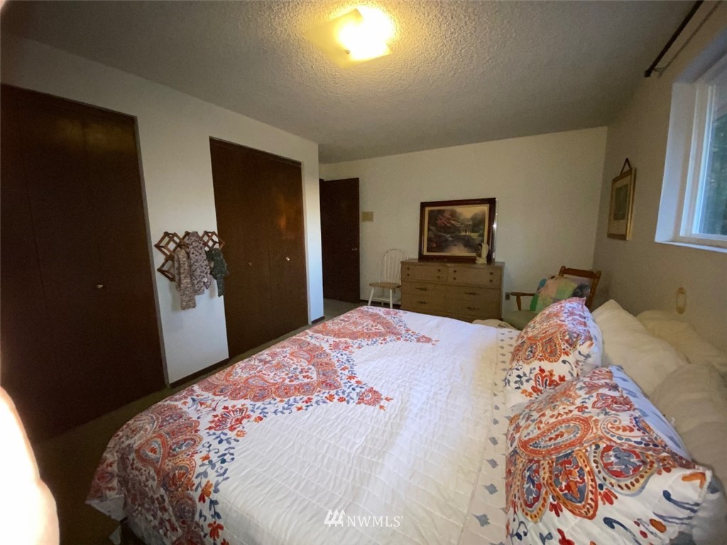 4509 Chrisella Road East Edgewood, WA 98372 - Photo 13 of 27 Gallery Image 13