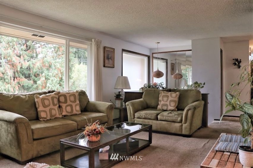 4509 Chrisella Road East Edgewood, WA 98372 - Photo 4 of 27 Gallery Image 4