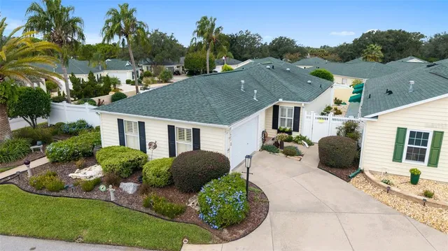 $359,900 | 1402 Conchas Drive, The Villages, FL 32162