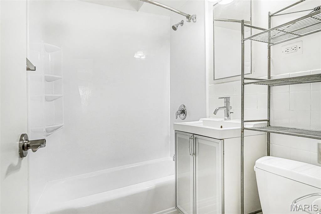 210 North 17th Street, Unit 204 St. Louis, MO 63103 - Photo 8 of 15