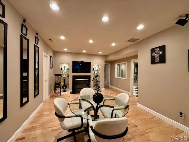 $899,000 | 1034 Far Oaks Drive, Caseyville, IL 62232