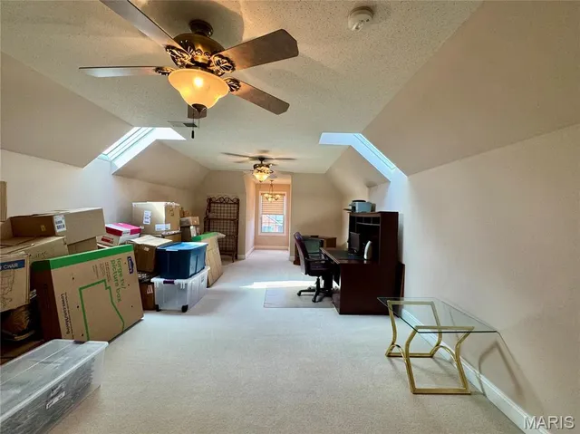 $899,000 | 1034 Far Oaks Drive, Caseyville, IL 62232