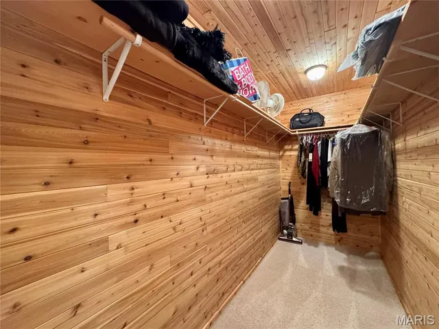 $899,000 | 1034 Far Oaks Drive, Caseyville, IL 62232