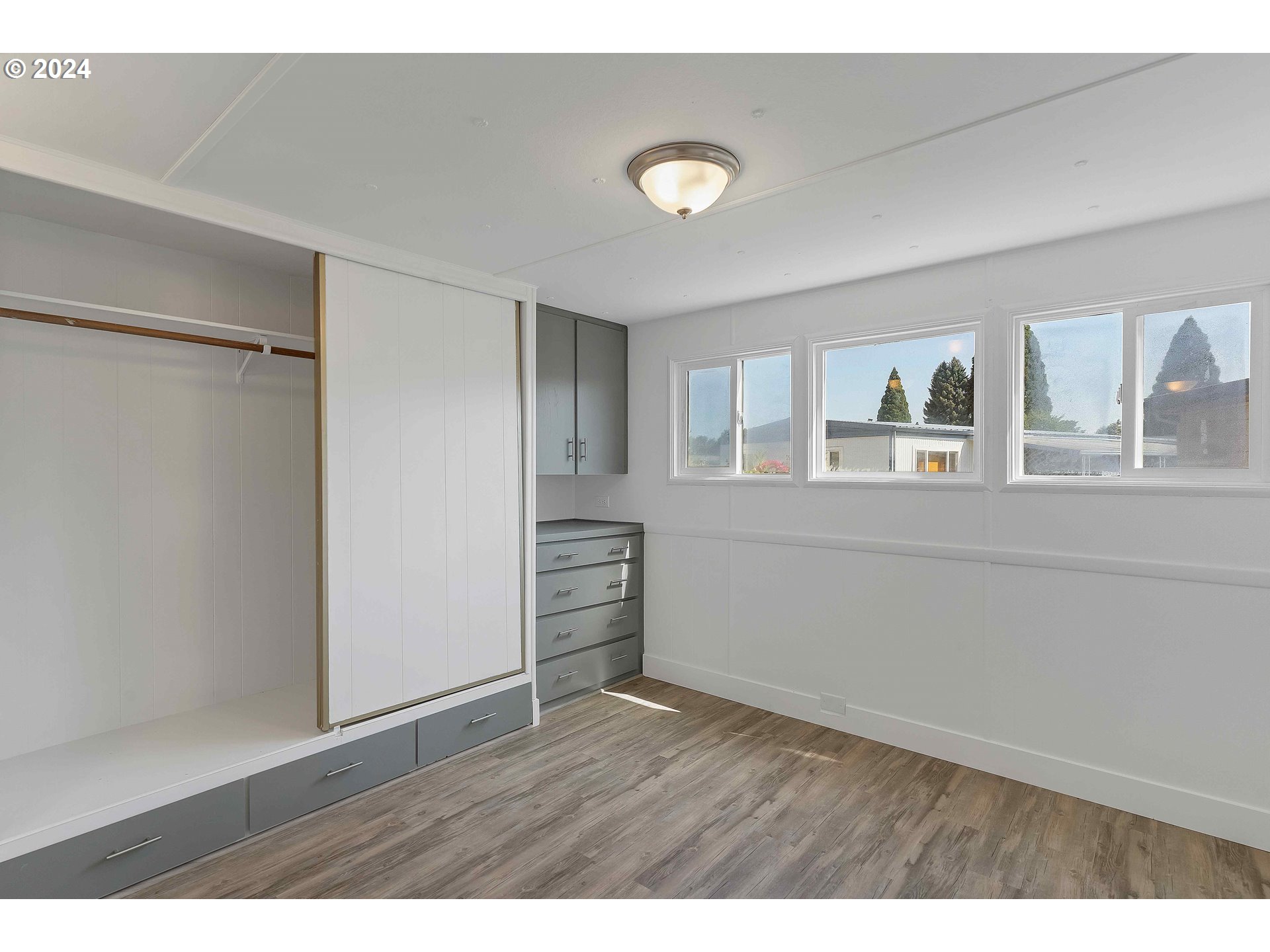 3486 Rainbow Loop Hubbard, OR 97032 - Photo 19 of 32 Bedroom