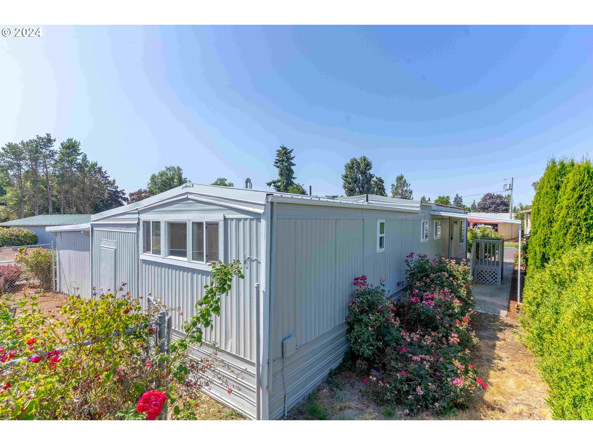 3486 Rainbow Loop Hubbard, OR 97032 - Photo 28 of 32 Gallery Image 28