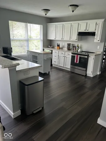 $374,850 | 932 Stave Oak Drive, Beech Grove, IN 46107