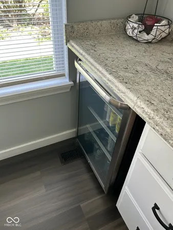 $374,850 | 932 Stave Oak Drive, Beech Grove, IN 46107