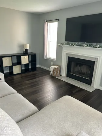 $374,850 | 932 Stave Oak Drive, Beech Grove, IN 46107